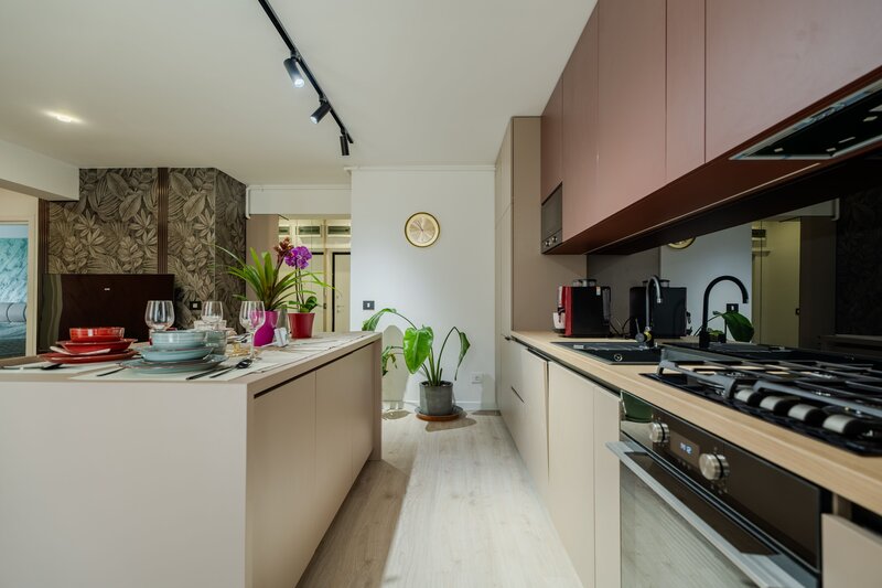 Pipera 3 camere mutare imediata, rond OMV, nou, B2B