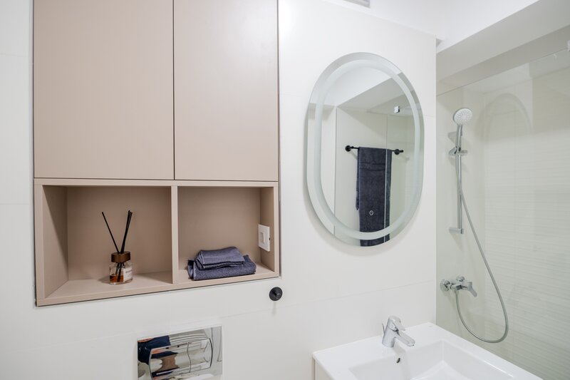 Pipera 3 camere mutare imediata, rond OMV, nou, B2B