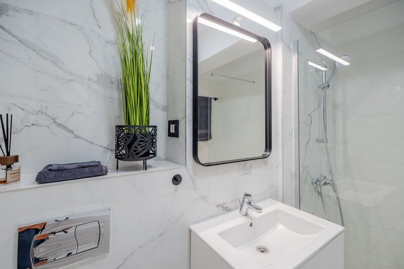 Pipera 3 camere mutare imediata, rond OMV, nou, B2B